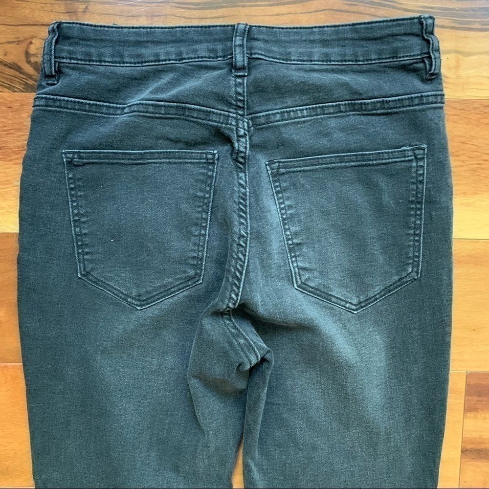 Divided Jeans - Picture 7 of 11